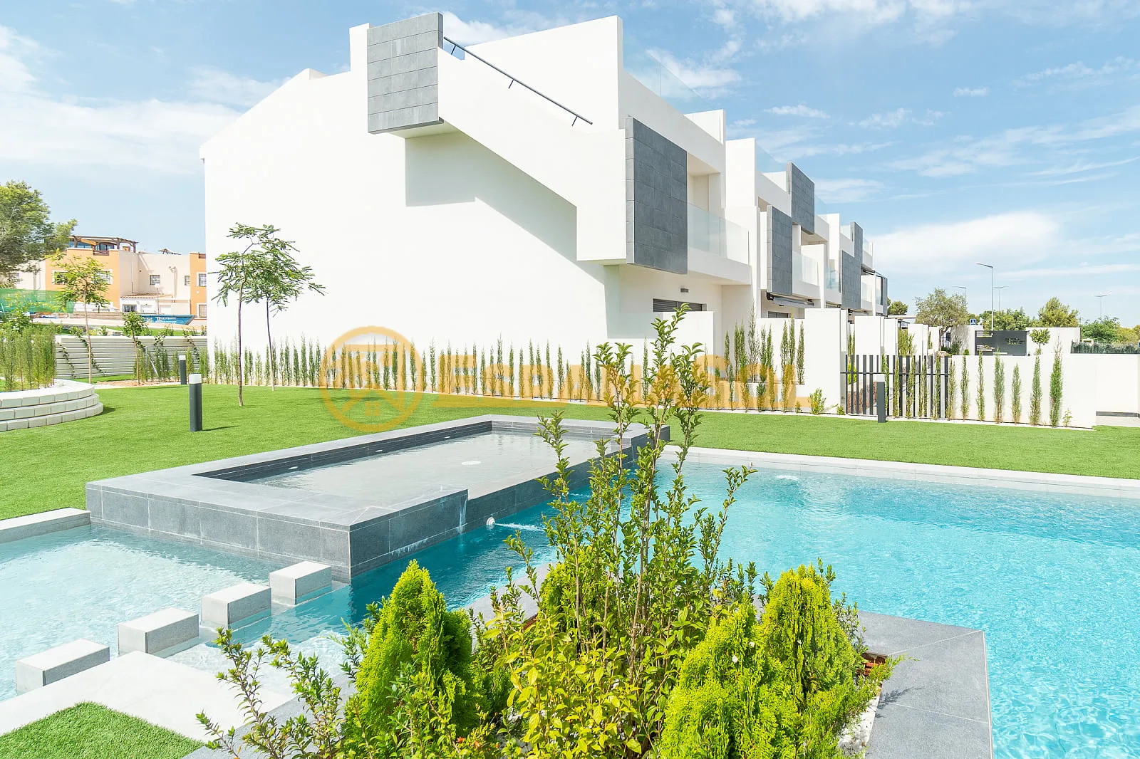 Flat with a Pool — Los Altos, Coastal Area of Torrevieja in Alicante (zdjÄ™cie 2)