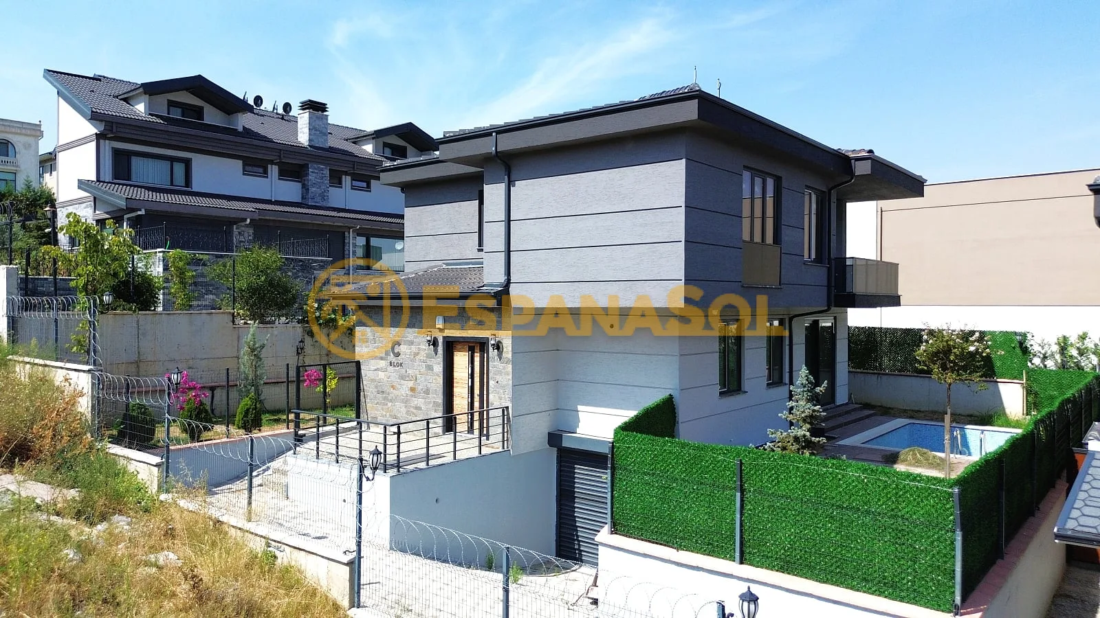Villa mit Pool und Garten — Nilüfer Gümüştepe, Bursa in Bursa (zdjÄ™cie 2)