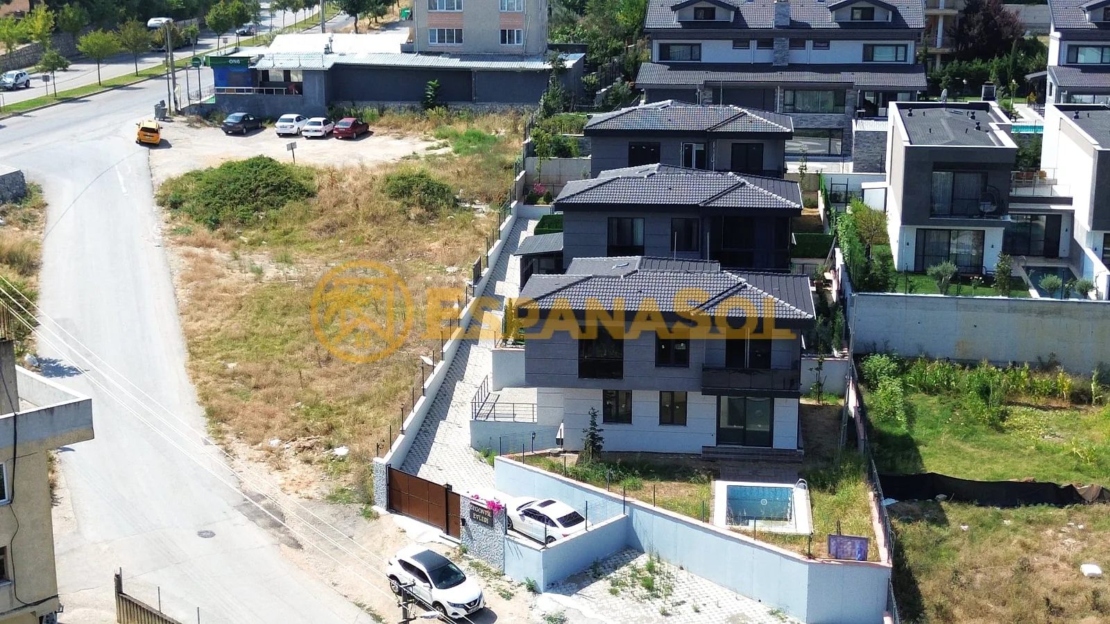 Villa mit Pool und Garten — Nilüfer Gümüştepe, Bursa in Bursa (zdjÄ™cie 5)