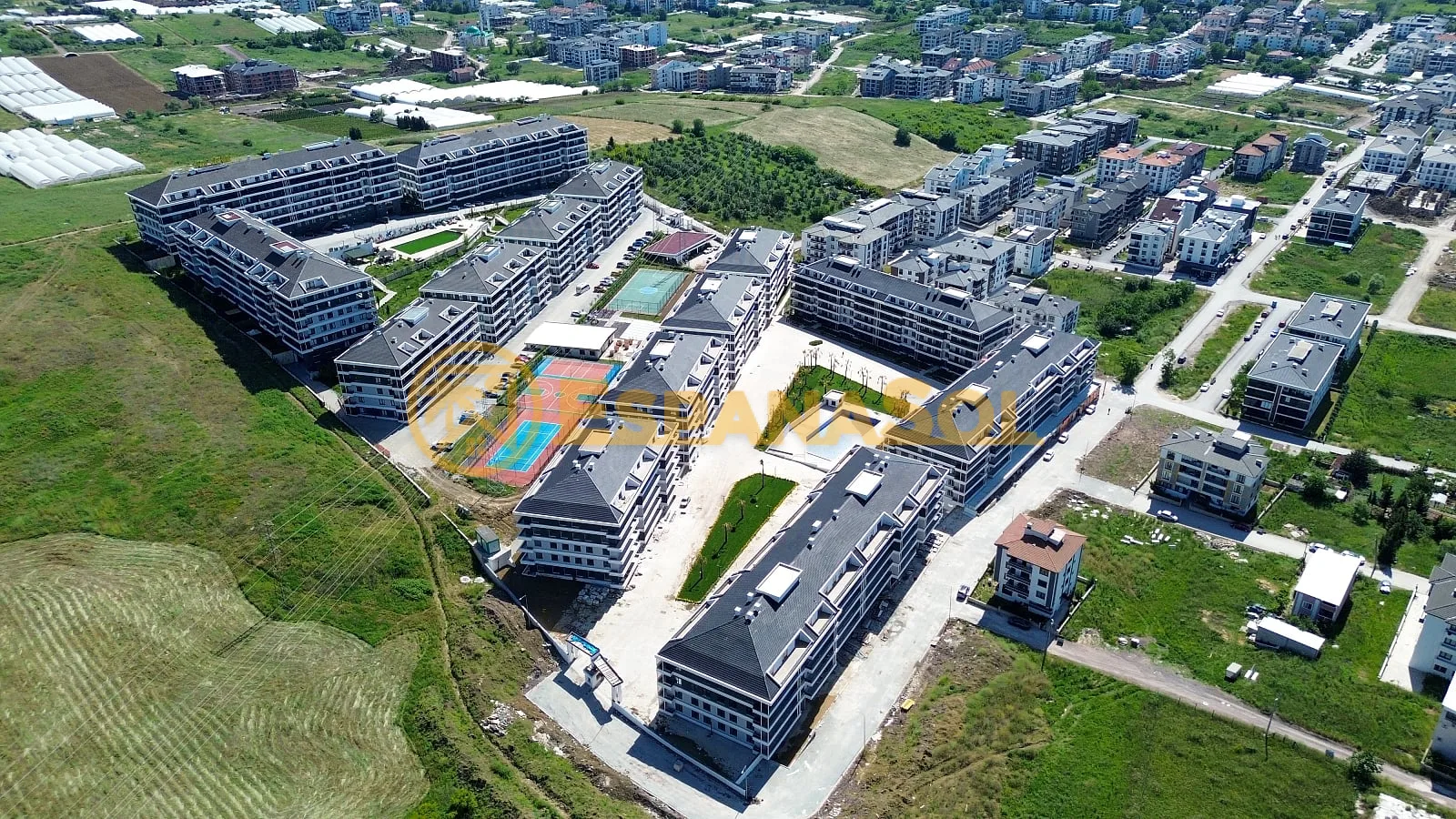 Apartments in einer Anlage mit Grünflächen und Pool — Yalova in Yalova (zdjÄ™cie 4)