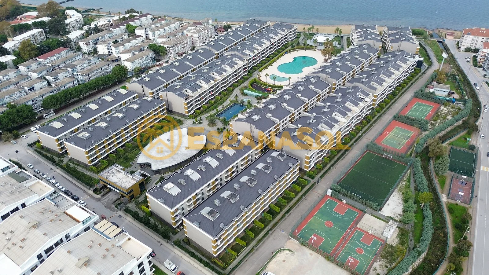 Strandapartments mit olympischem Pool — Yalova, Marmaray in Yalova (zdjÄ™cie 3)