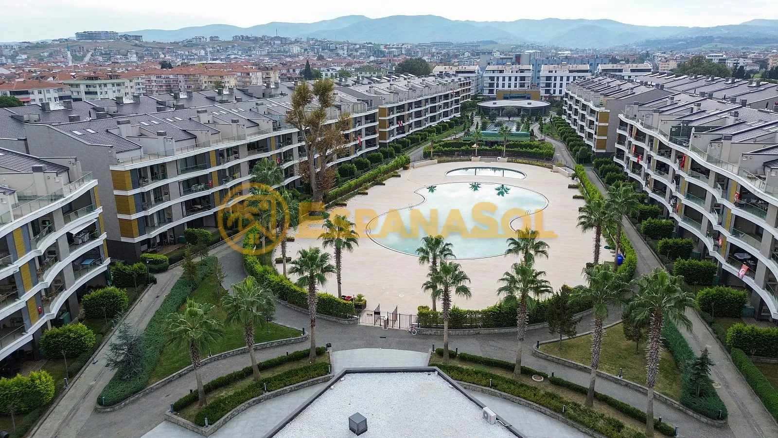 Strandapartments mit olympischem Pool — Yalova, Marmaray in Yalova (zdjÄ™cie 5)